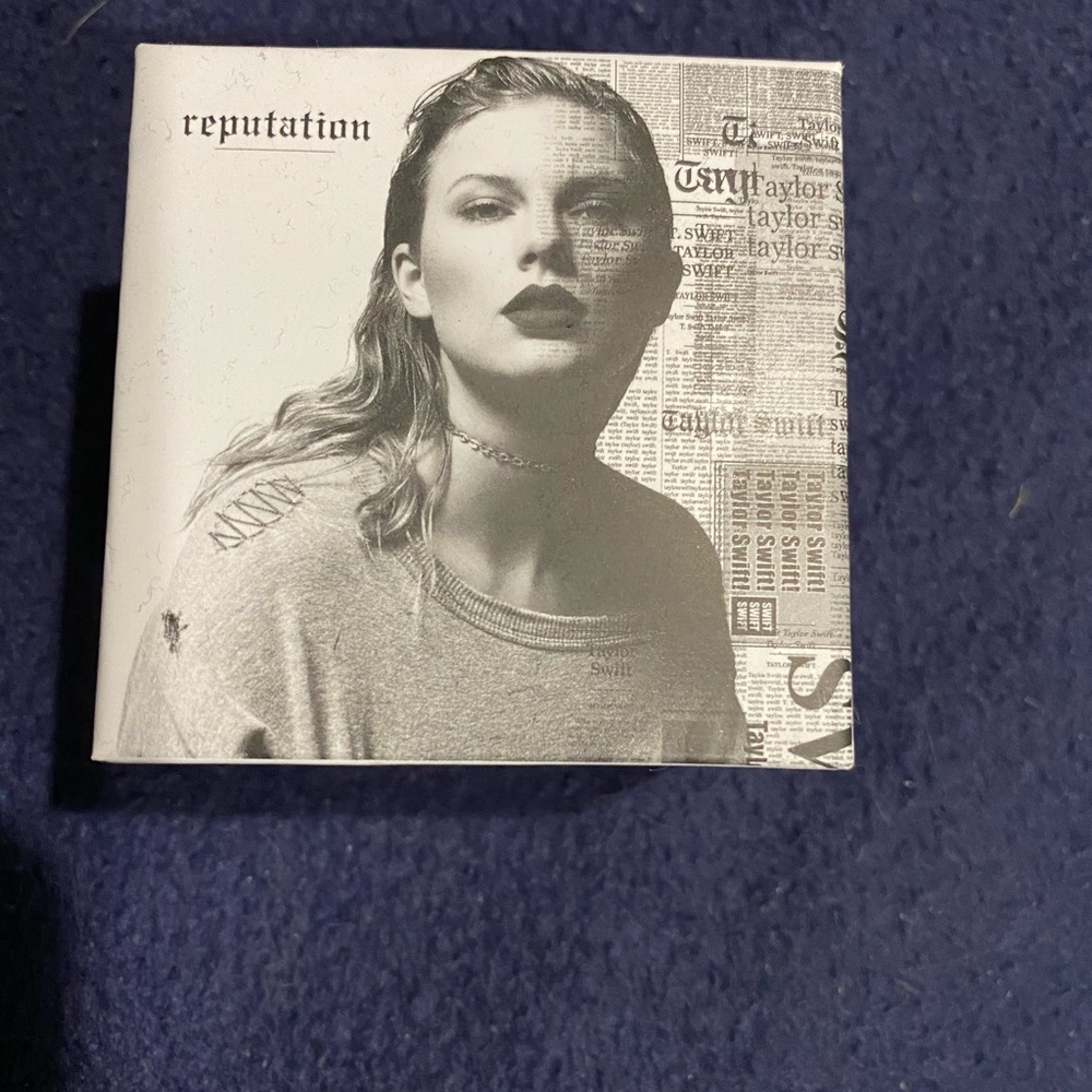 Taylor Swift Reputation snake ring - Picture 3 of 3